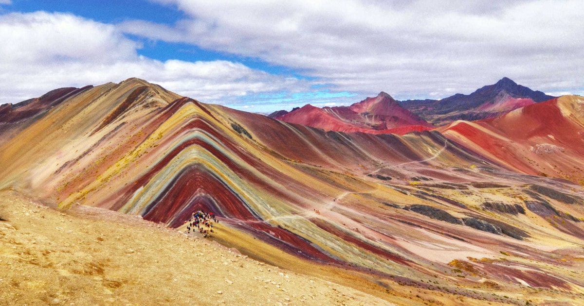 rainbow mountain day tour from cusco