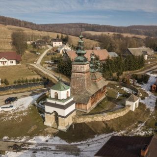 From Kraków: UNESCO Wooden Churches Guided Tour
