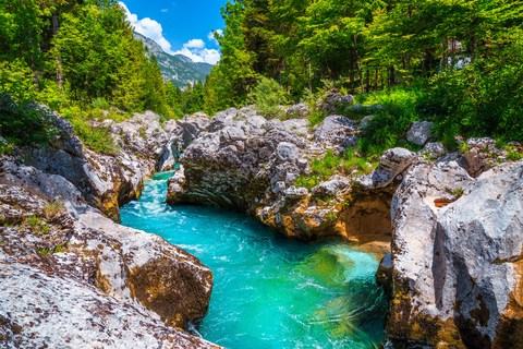 De Ljubljana: Tour guiado de um dia a Soča e Kranjska GoraDe Ljubljana: excursão guiada a Soča e Kranjska Gora