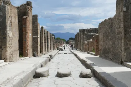 Sorrent: Pompeji und Vesuv Tour mit Skip-the-Line
