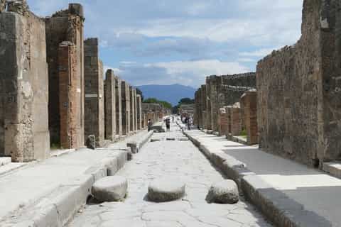 sorrento pompeii and mount vesuvius tour with skiptheline