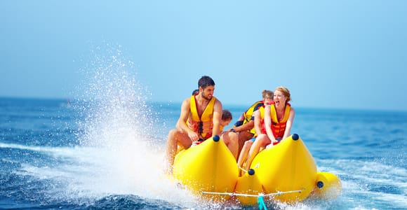 Nassau: Jet Ski Ride, Parasailing & Banana Boat Tour