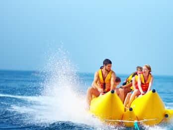 Nassau: Passeio de Jet Ski, Parasailing e Passeio de Barco Banana