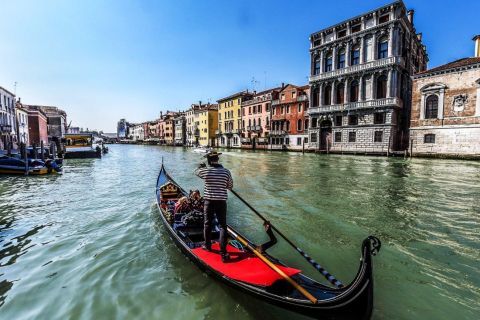 Venice: Private Grand Canal Gondola Ride