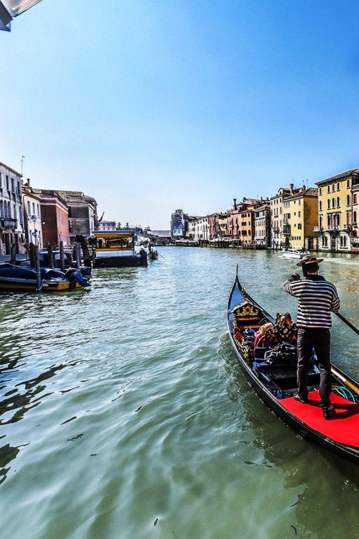 ヴェネツィアリアルトからプライベート大運河ゴンドラ遊覧 | GetYourGuide