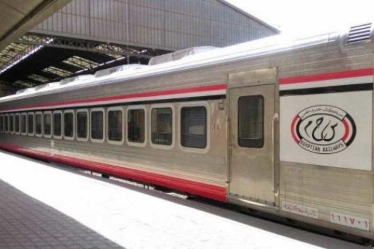 Du Caire : transfert en train couchette vers Assouan/LouxorDu Caire à Assouan