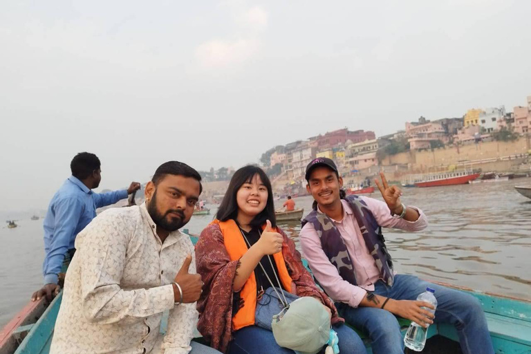 Waranasi: 2-dniowa wycieczka z Sarnath, Ganga Aarti i świątyniamiWaranasi 2-dniowa wycieczka z 4 * noclegami