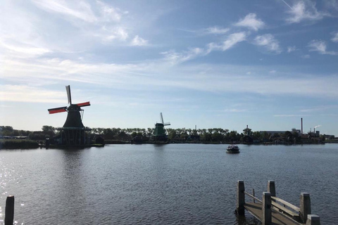 Vanuit Amsterdam: Windmolens & Volendam Privérondleiding