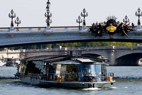 Paris: Lunch Cruise & Eiffelturm mit optionalem Gipfel