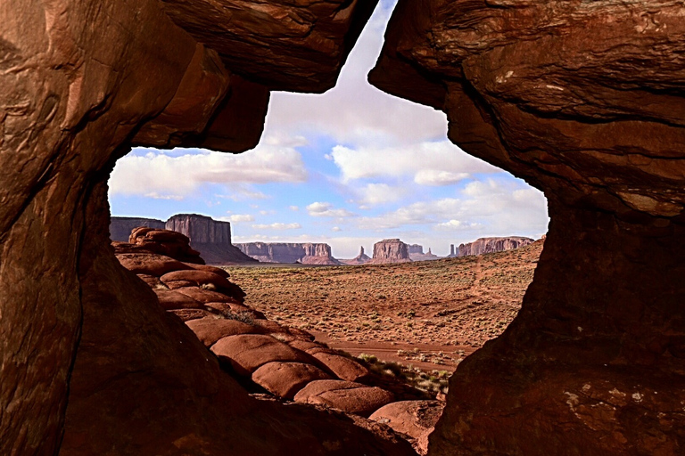 Monument Valley: Scenic 2.5-Hour Guided Tour