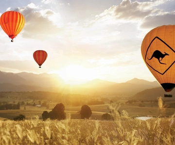 Gold Coast: Hot Air Balloon Flight, Sparkling Wine & Photos