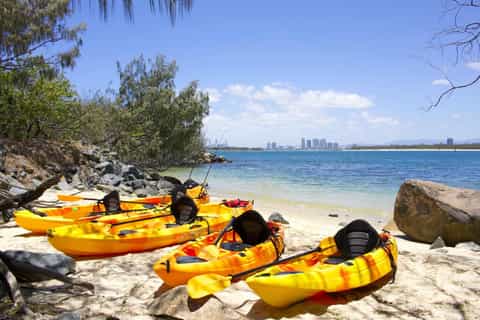 south stradbroke wave break island kayak snorkel tour