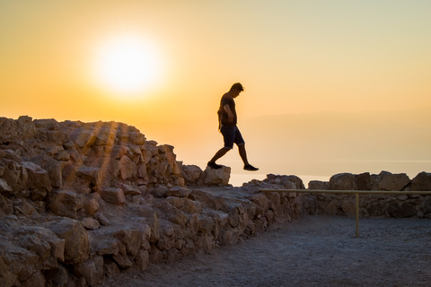 Z Tel Awiwu: Masada o wschodzie słońca, Ein Gedi i wycieczka po Morzu MartwymZ Tel Awiwu: Masada o wschodzie słońca, Ein Gedi i wycieczka nad Morze Martwe