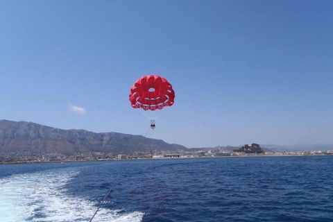 Dénia: 1.5-Hour Boat Trip and Parasailing Experience