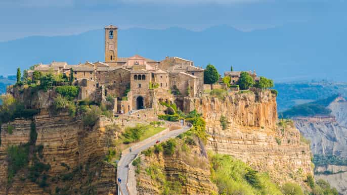 from rome orvieto civita bagnoregio coach tour