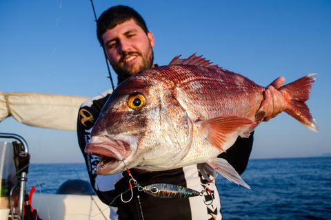 Kissamos: Excursión de pesca privada con aperitivos y bebidas