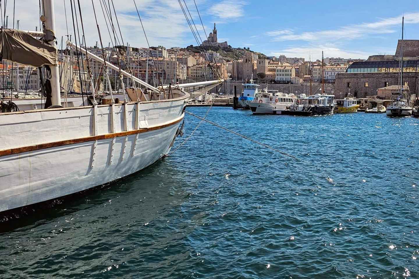 Marseille: Walking Tour of our Historic Attractions. - Marseille: Walking Tour of our Historic Attractions.