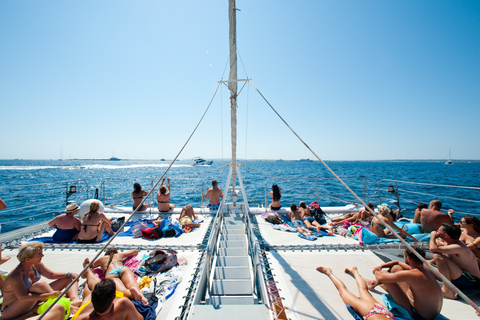 Ibiza: Catamaran Cruise to Formentera with Meal and Drinks Morning Excursion with Brunch