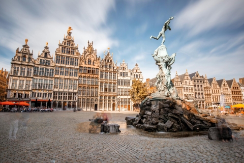 Bruksela: całodniowa wycieczka z przewodnikiem po Antwerpii i GandawieWycieczka w języku hiszpańskim