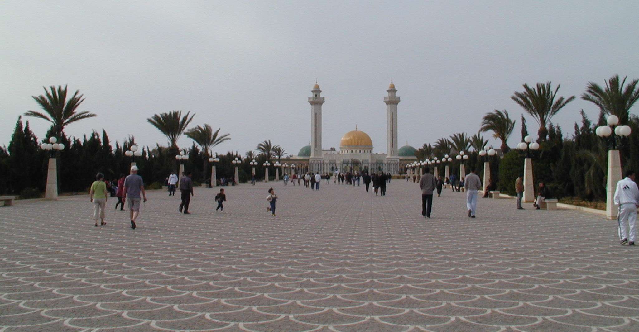 De Tunis, Nuit à Kairouan, El Jem, Monastir & Sousse - Hizvo
