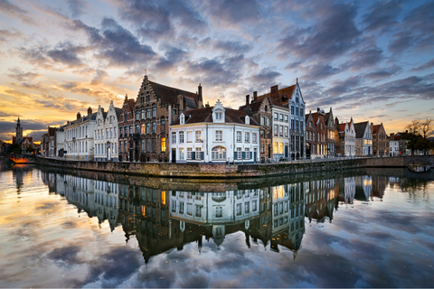 Dagtocht naar Brugge vanuit Amsterdam in het Spaans