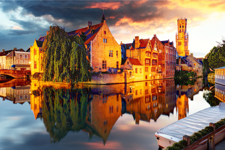 Dagtocht naar Brugge vanuit Amsterdam in het Spaans