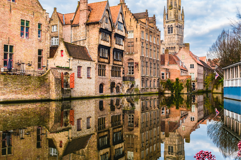 From Amsterdam: Day Trip to Bruges in Spanish