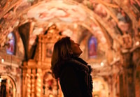 Valencia, Old Town Tour, Wine & Tapas in an 11th c. Monument - Housity