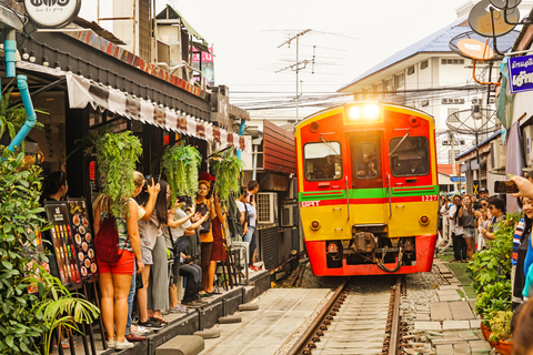 Grand Palace, Damnoen Floating Market &amp; Maeklong Market TourSmall Group Tour with Meeting Point