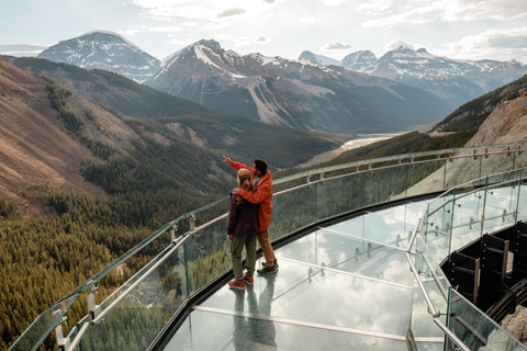 From Banff: Columbia Icefield Tour with Glacier Skywalk