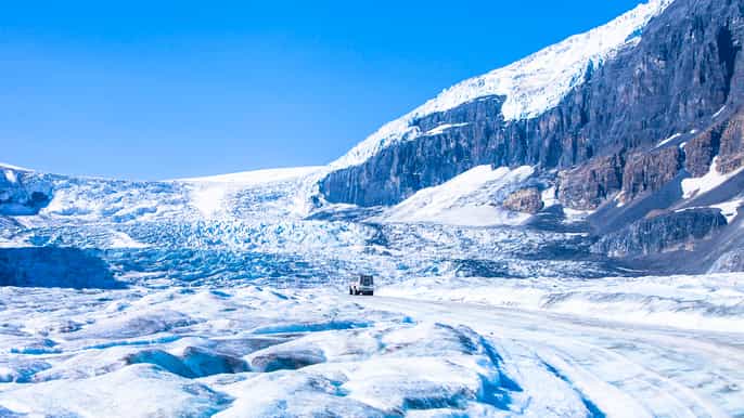from banff columbia icefield tour with glacier skywalk