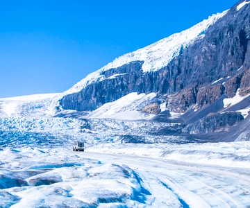 Banffista: Columbia Icefield Tour Glacier Skywalkin kanssa
