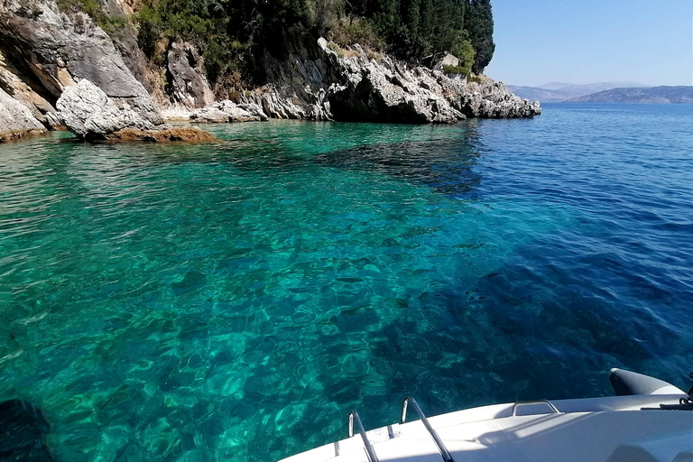 Corfu: Privé cruise van een hele dag met zeiljachtCorfu:Privé cruise van een hele dag met zeiljacht