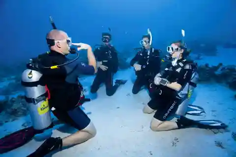 Depuis Dubaï : Cours PADI Open Water de 2 jours à Dibba Fujairah