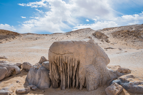 Kairo: 2-dagars Bahariya Oasis Camp och ökenturDelad tur med ökencamping och måltider