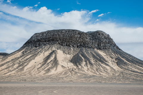 Cairo: 2-daags Bahariya Oasis Camp en Desert TourGedeelde tour met Desert Camping & Meals