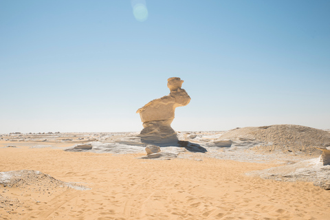 Cairo: 2-Day Bahariya Oasis Camp and Desert Tour Shared Tour with Desert Camping & Meals