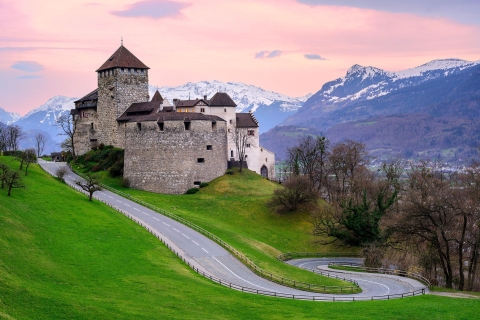From Zurich: Private 4 Countries in 1 Full-Day Tour