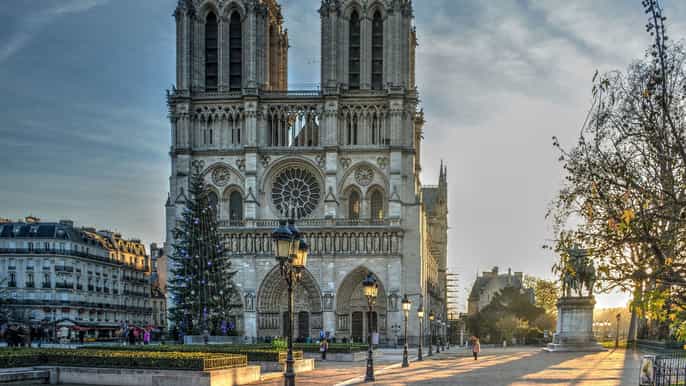 paris the mona lisa curse exploration game and tour