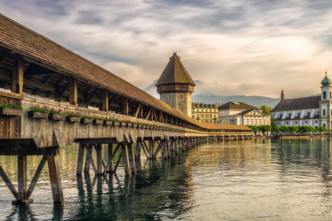 Prywatna wycieczka Enchanting Lucerne and Mount Titlis z odbiorem z hotelu