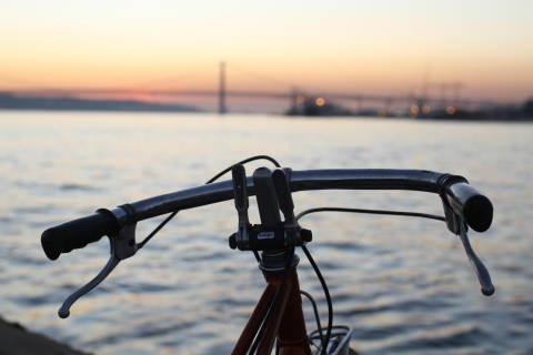 Lissabon: 3-stündige Vintage-FahrradtourTour auf Englisch