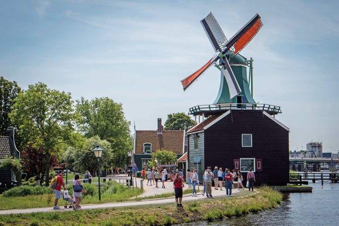 Амстердам: hop-on-hop-off тур в Зансе-Сханс, Эдам и Волендам
