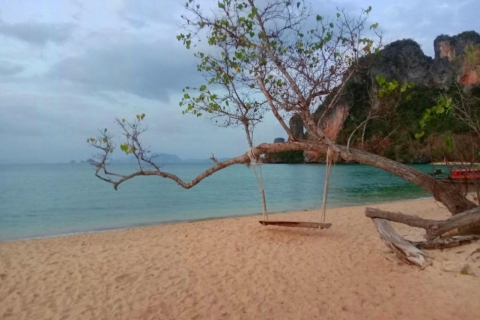 Krabi: Private Luxury Long-Tail Boat to Hong Island Krabi: Private Long Tail Boat Early Bird Tour