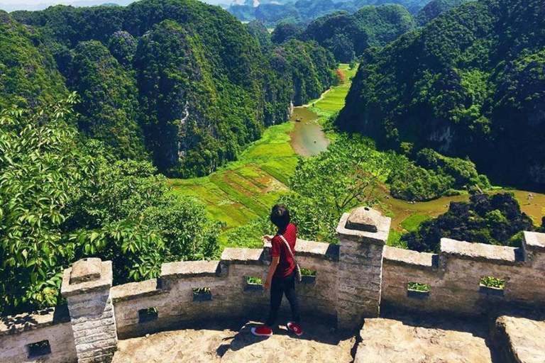 Hanoi : Randonnée dans la montagne Ngoa Long, Tam Coc, et Pagode Bich Dong