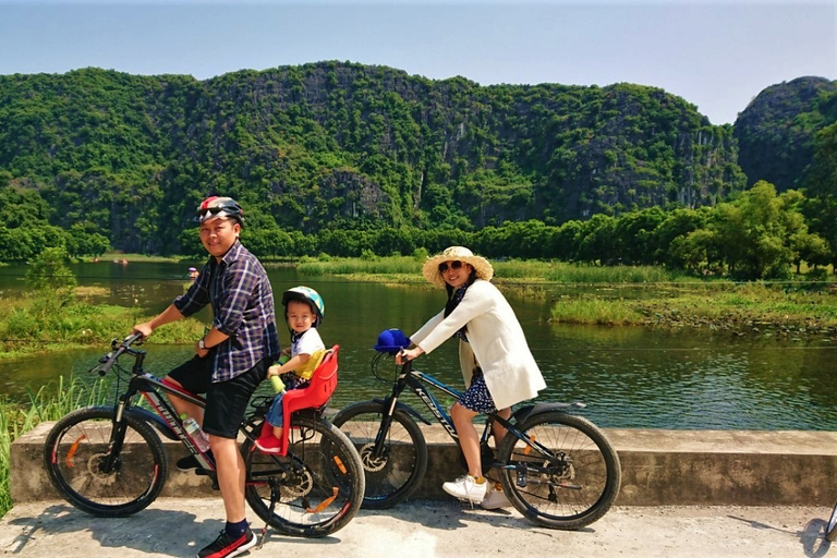 Hanoi : Randonnée dans la montagne Ngoa Long, Tam Coc, et Pagode Bich Dong