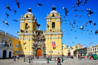 Lima, visite de la ville coloniale avec des catacombes - Hizvo