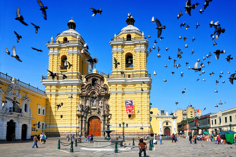 Lima: Colonial City Tour with Catacombs Visit