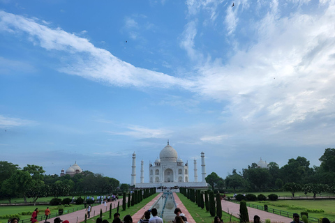 6-Day Golden Triangle & Ranthambore Tiger Safari from Delhi Tour with 4-Star Accommodation