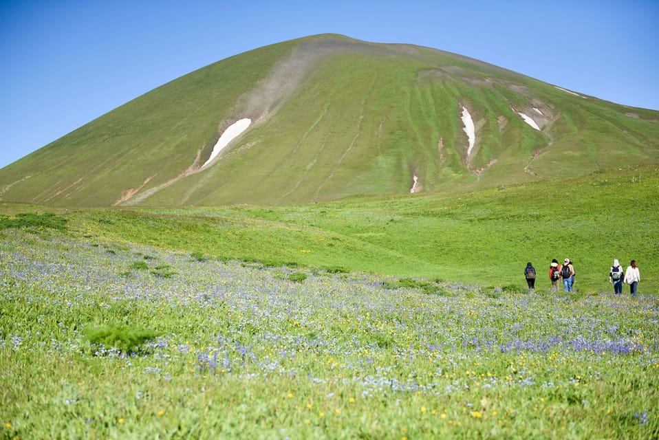 Armenia, escala el monte Armaghan a caballo - Hizvo