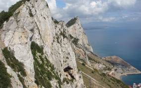From Malaga and Costa del Sol: Gibraltar Tour